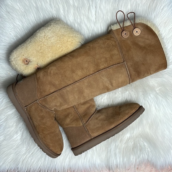 UGG OVER THE KNEE BAILEY BUTTON BOOTS 8 - Picture 2 of 6